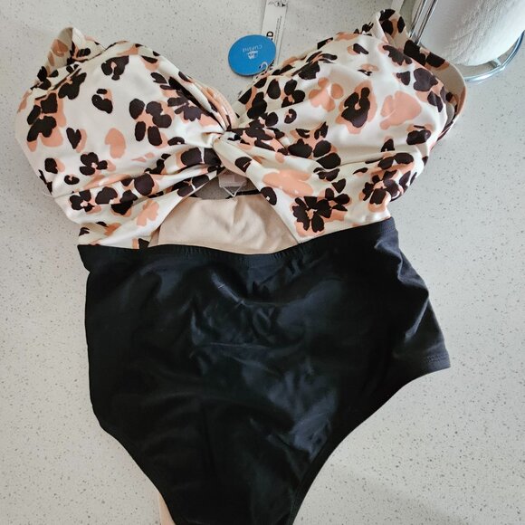 Cupshe bathing suit - Picture 1 of 1